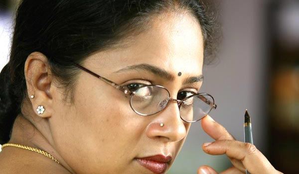 லட்சுமி ராமகிருஷ்ணன் விரைவில் ‘ஹெளஸ் ஓனர்’ ஆகிறார்