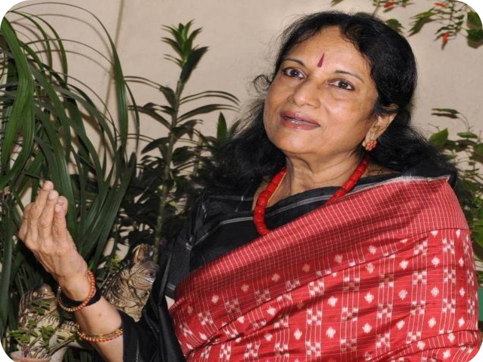 வசந்த கால நதிகளிலே.. என்றென்றும் வாணி!