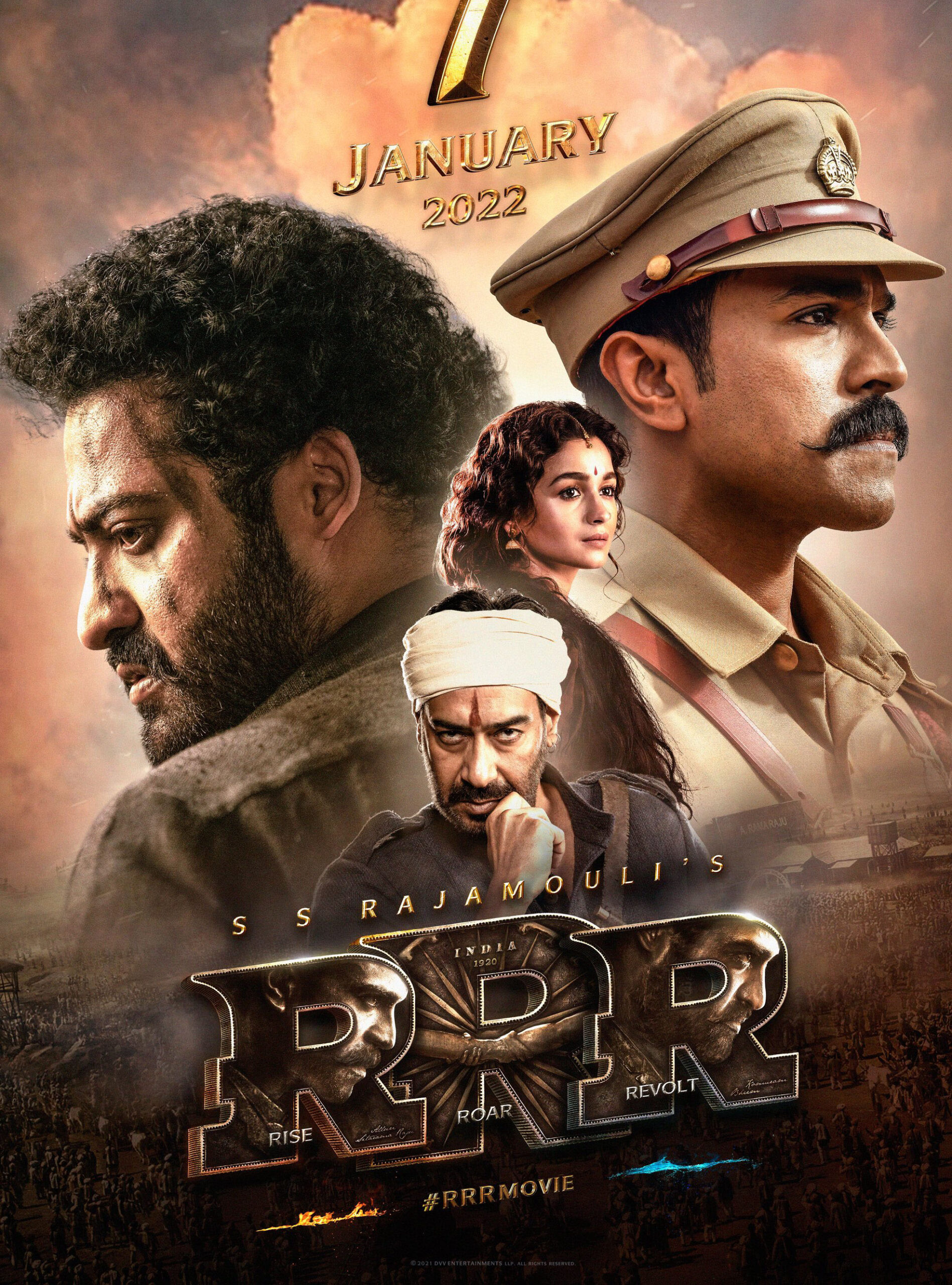 எப்படி இருக்கிறது RRR ?