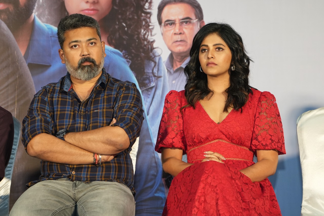 த்ரில்லர் மிஸ்டரி தொடரான ‘ஃபால்’ இணைய தொடர்  இப்போது டிஸ்னி + ஹாட்ஸ்டார் தளத்தில் ஸ்ட்ரீமிங் ஆகிறது