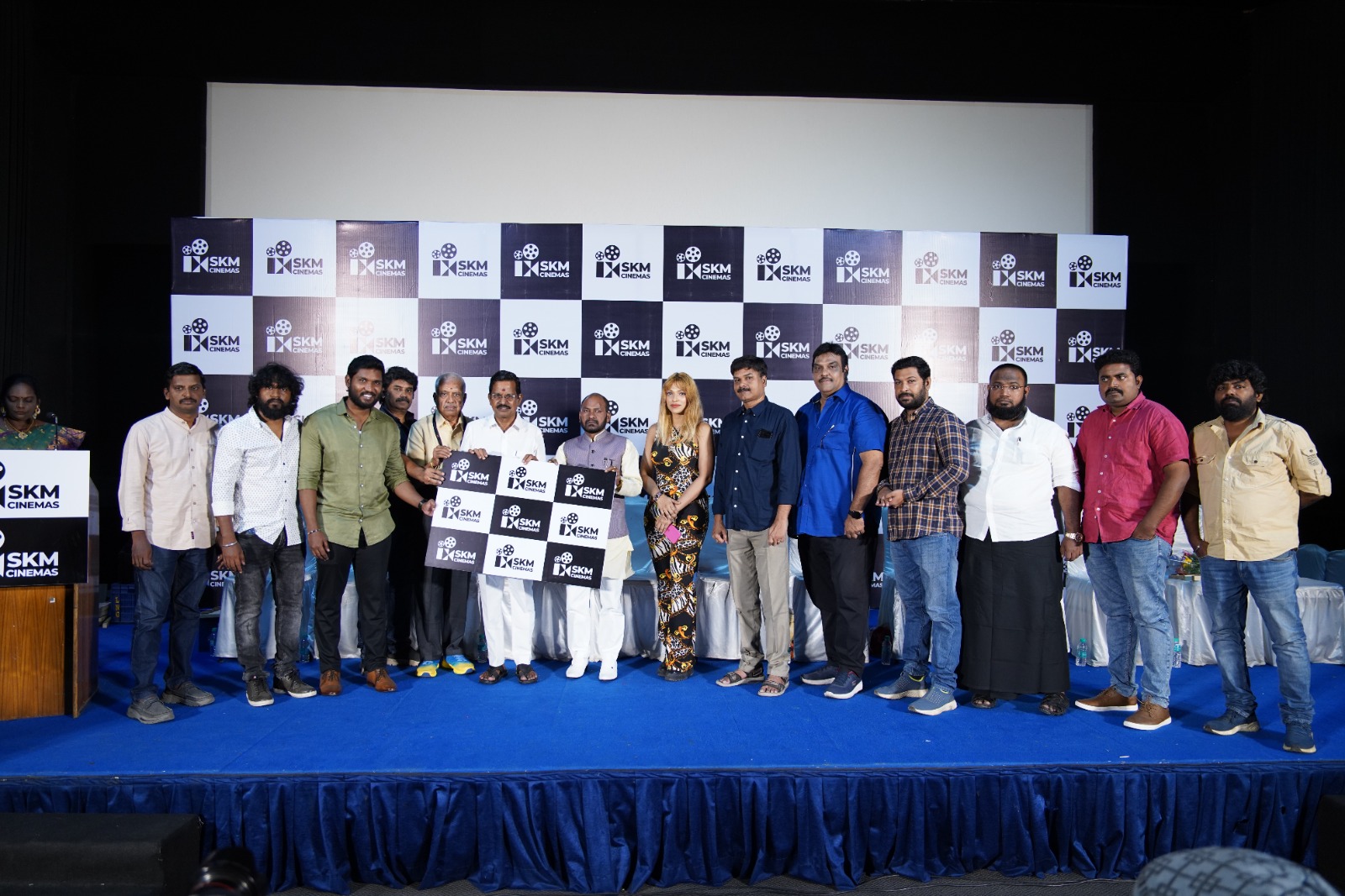 நடிகரும் தயாரிப்பாளருமான அகில் ‘எஸ்.கே.எம் சினிமாஸ்’ என்ற நிறுவனத்தை தொடங்கி படங்களை தயாரிக்கவுள்ளார்!