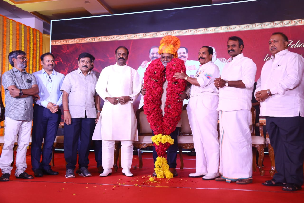 ஆஸ்கர் விருதுபெற்ற இசையமைப்பாளர் கீரவாணி இசையமைக்கும் ஜென்டில்மேன்-ll படத்தின் பூஜை ! தயாரிப்பாளர் குஞ்சுமோன் விளக்கேற்றி துவங்கி வைத்தார்!