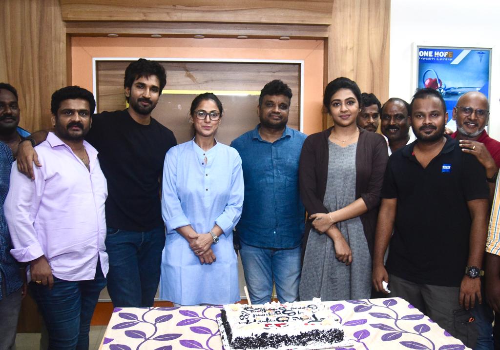 சிம்ரன் மற்றும் ஆதி பின்னிசெட்டி இணைந்து நடிக்கும் ‘சப்தம்’ படத்தின் படப்பிடிப்பு  நிறைவடைந்தது!