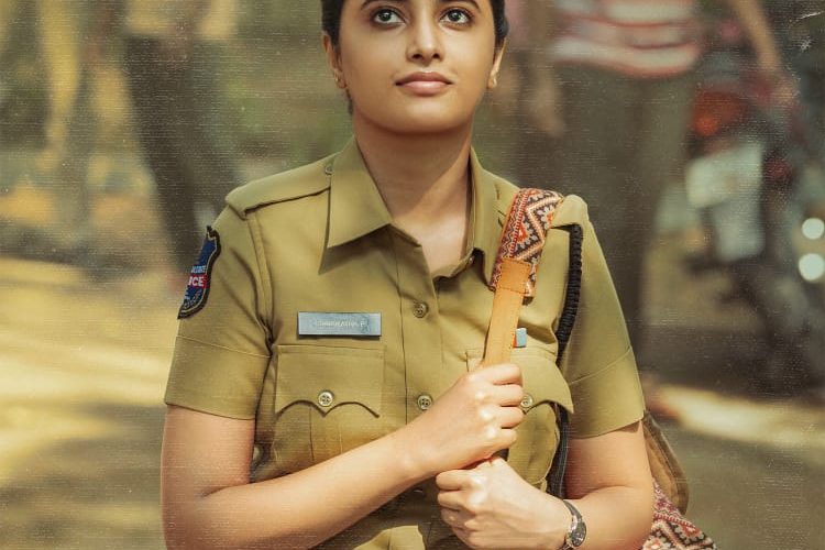 நானியின் “சூர்யா’ஸ் சாட்டர்டே” நாயகி பிரியங்கா மோகனின் ஃபர்ஸ்ட் லுக் ரிலீஸ்!