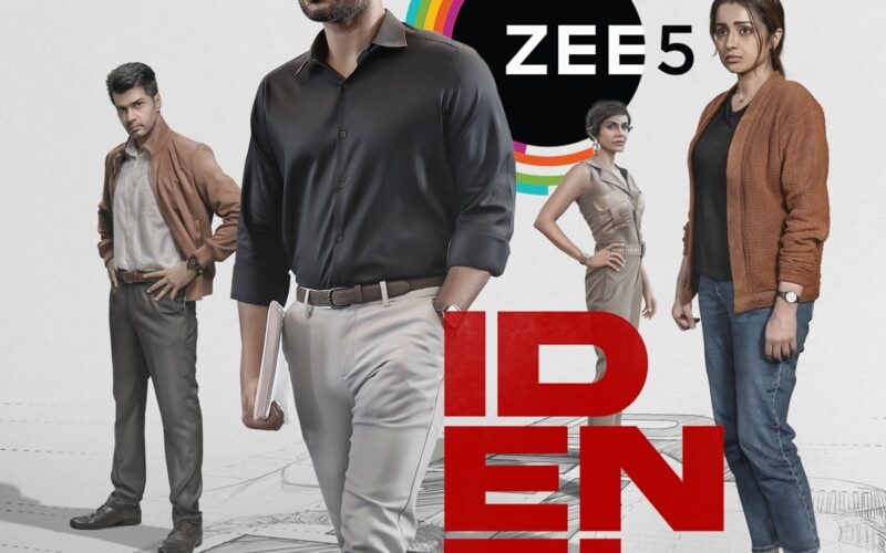 மலையாள ப்ளாக்பஸ்டர் “ஐடென்டிட்டி” உங்கள் ZEE5 தளத்தில் !!